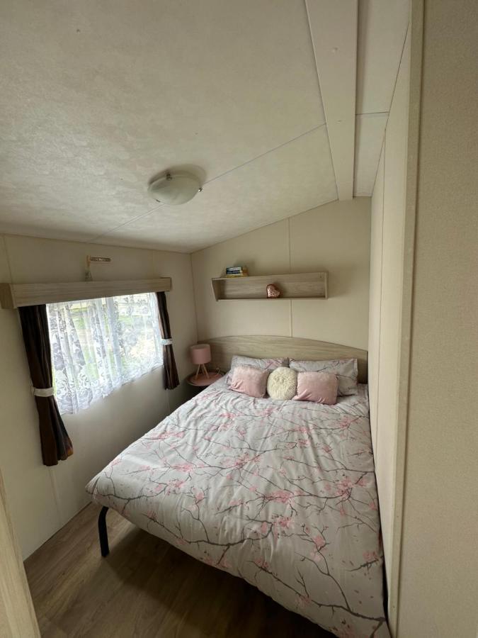 Angie'S Caravan At Seawick Hotel Saint Osyth Luaran gambar